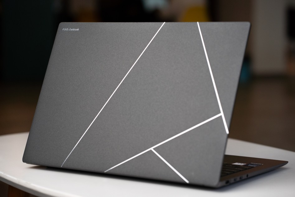 ASUS Zenbook S 14 OLED (UX5406)