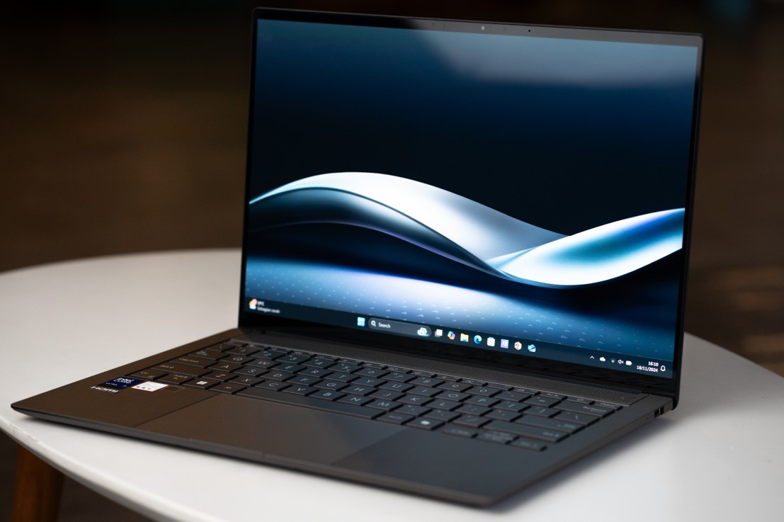 ASUS Zenbook S 14 OLED (UX5406)